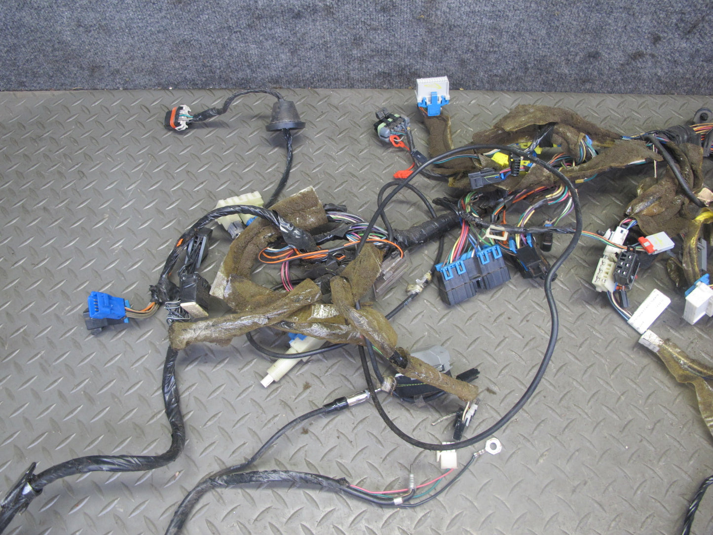 1998 Chevrolet Corvette C5 Hatch A/T Interior Wire Wiring Harness OEM