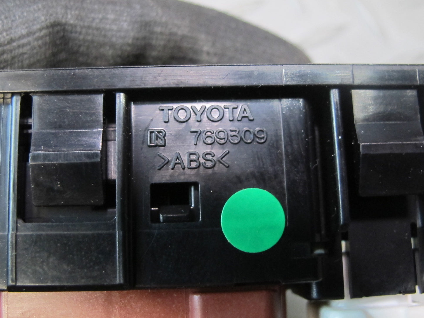 2003-2007 Lexus UZJ100L LX470 Side Mirror Vent Seat Rsca Button Switch Set of 5