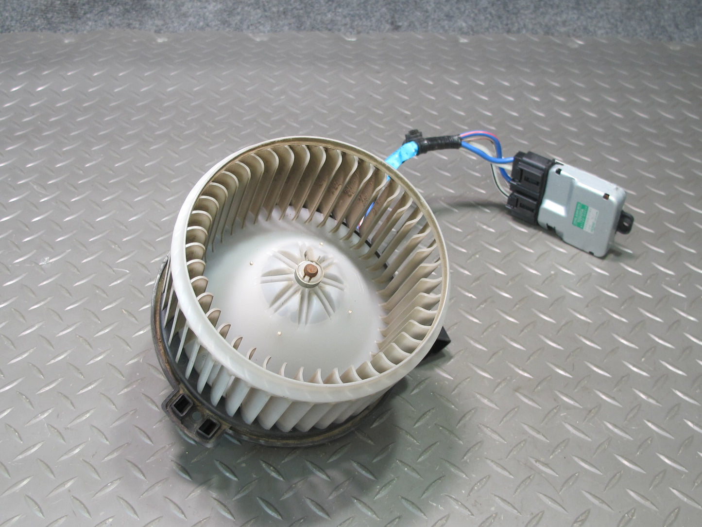 1998-2007 Lexus J100 LX470 A/C Heater Blower Motor Fan w Resistor