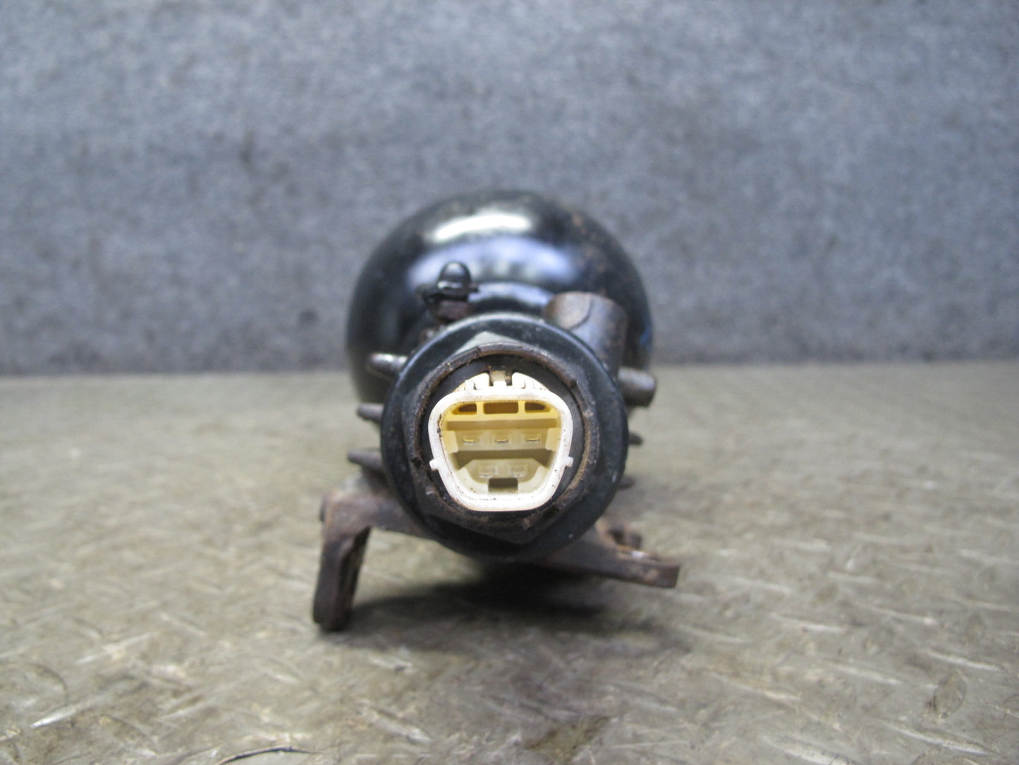 1998-2007 Lexus UZJ100L LX470 Air Suspension Accumulator Valve Set of 4