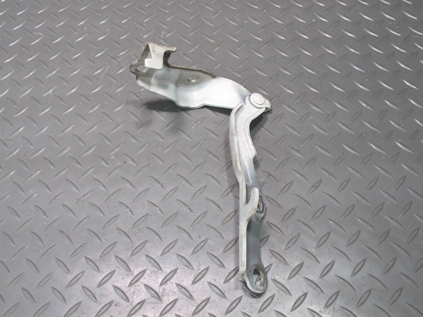 1998-2007 Lexus UZJ100L LX470 Front Left & Right Hood Hinge Set of 2