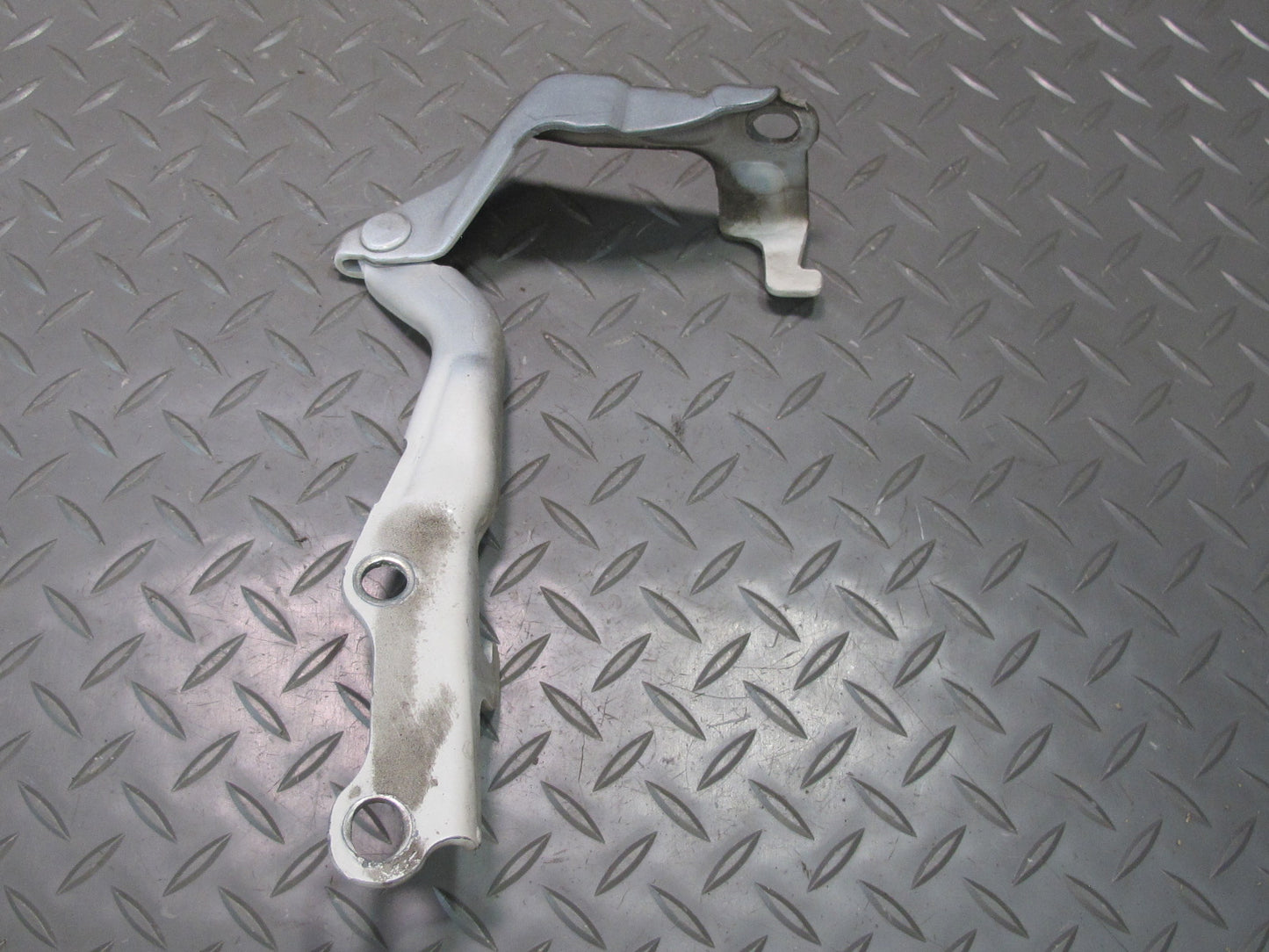 1998-2007 Lexus UZJ100L LX470 Front Left & Right Hood Hinge Set of 2