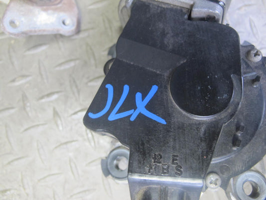 98-07 Lexus UZJ100L LX470 Front Windshield Wiper Transmission Linkage w Motor