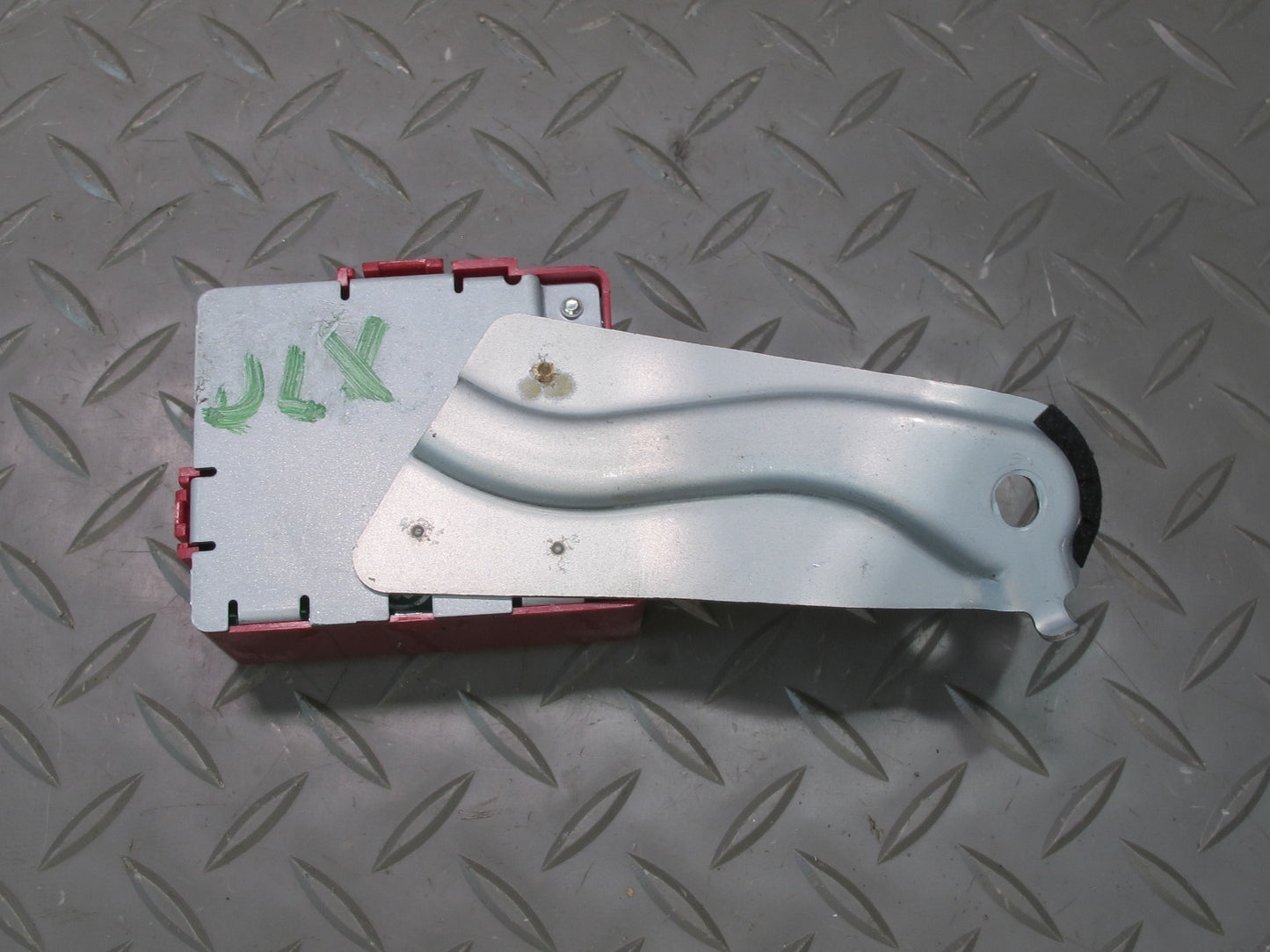 2003-2007 Lexus UZJ100L LX470 Door Receiver Control Module 89741-60370