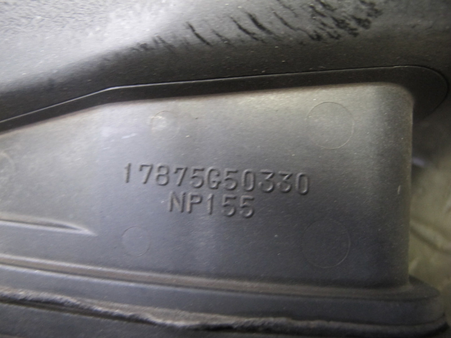 2005-2007 Lexus UZJ100L LX470 Air Intake Inlet Resonator Pipe 17875-50330