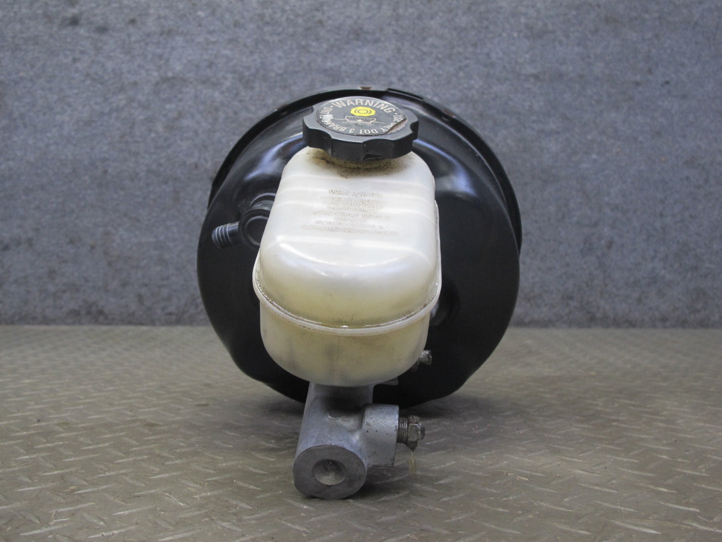 98-04 Chevrolet Corvette C5 Brake Master Cylinder Booster Fluid Reservoir OEM