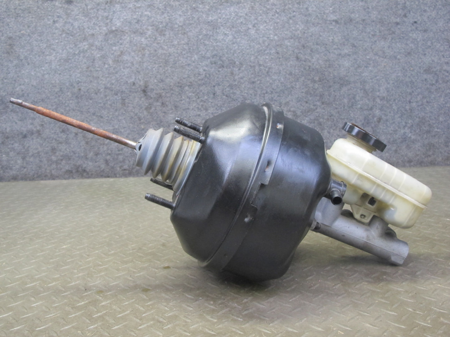 98-04 Chevrolet Corvette C5 Brake Master Cylinder Booster Fluid Reservoir OEM