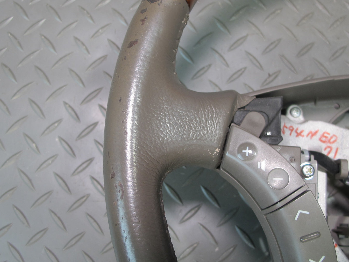 2003-2007 Lexus UZJ100L LX470 Leather Wood Steering w Cruise Switch