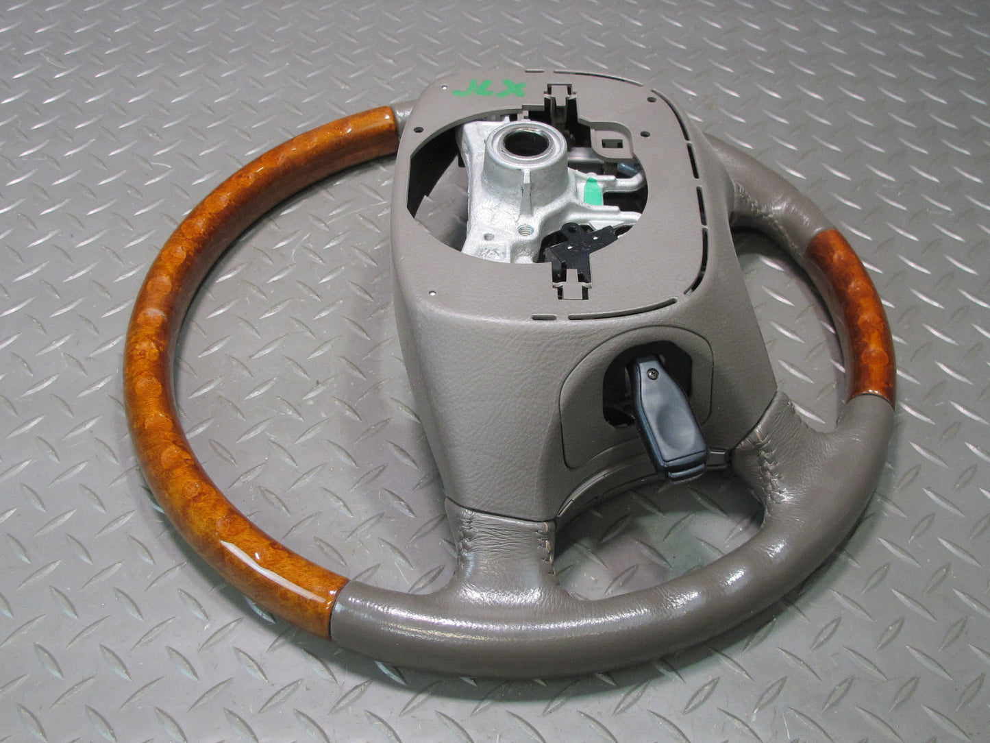 2003-2007 Lexus UZJ100L LX470 Leather Wood Steering w Cruise Switch