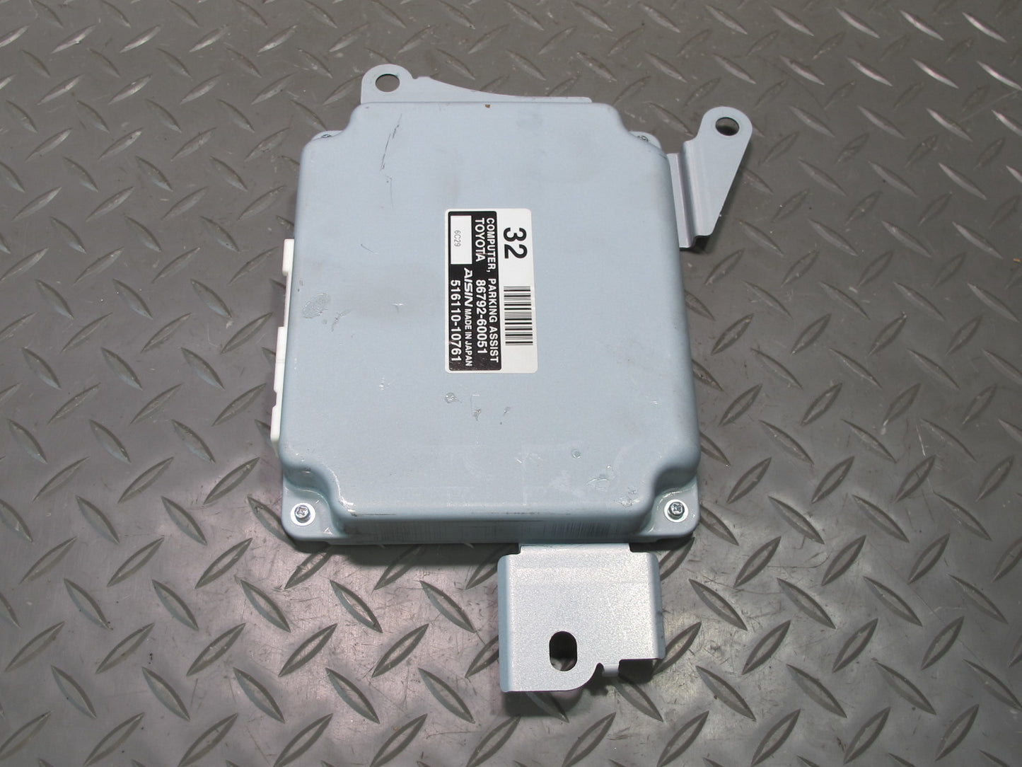 2003-2007 Lexus UZJ100L LX470 Parking Assist Control Module 86792-60050