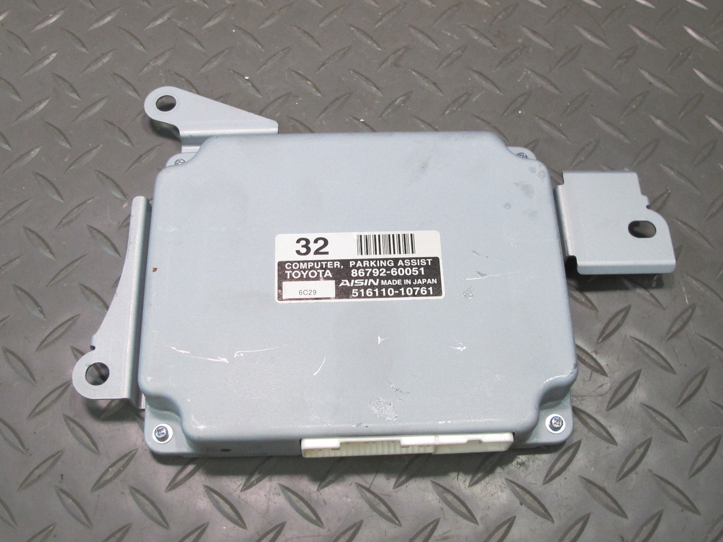 2003-2007 Lexus UZJ100L LX470 Parking Assist Control Module 86792-60050