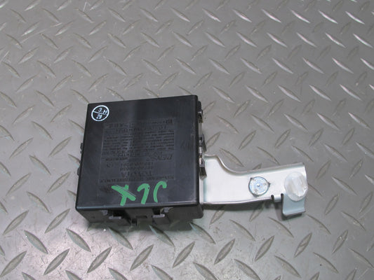 2006-2007 Lexus UZJ100L LX470 TPMS Tire Pressure Monitor Control Module