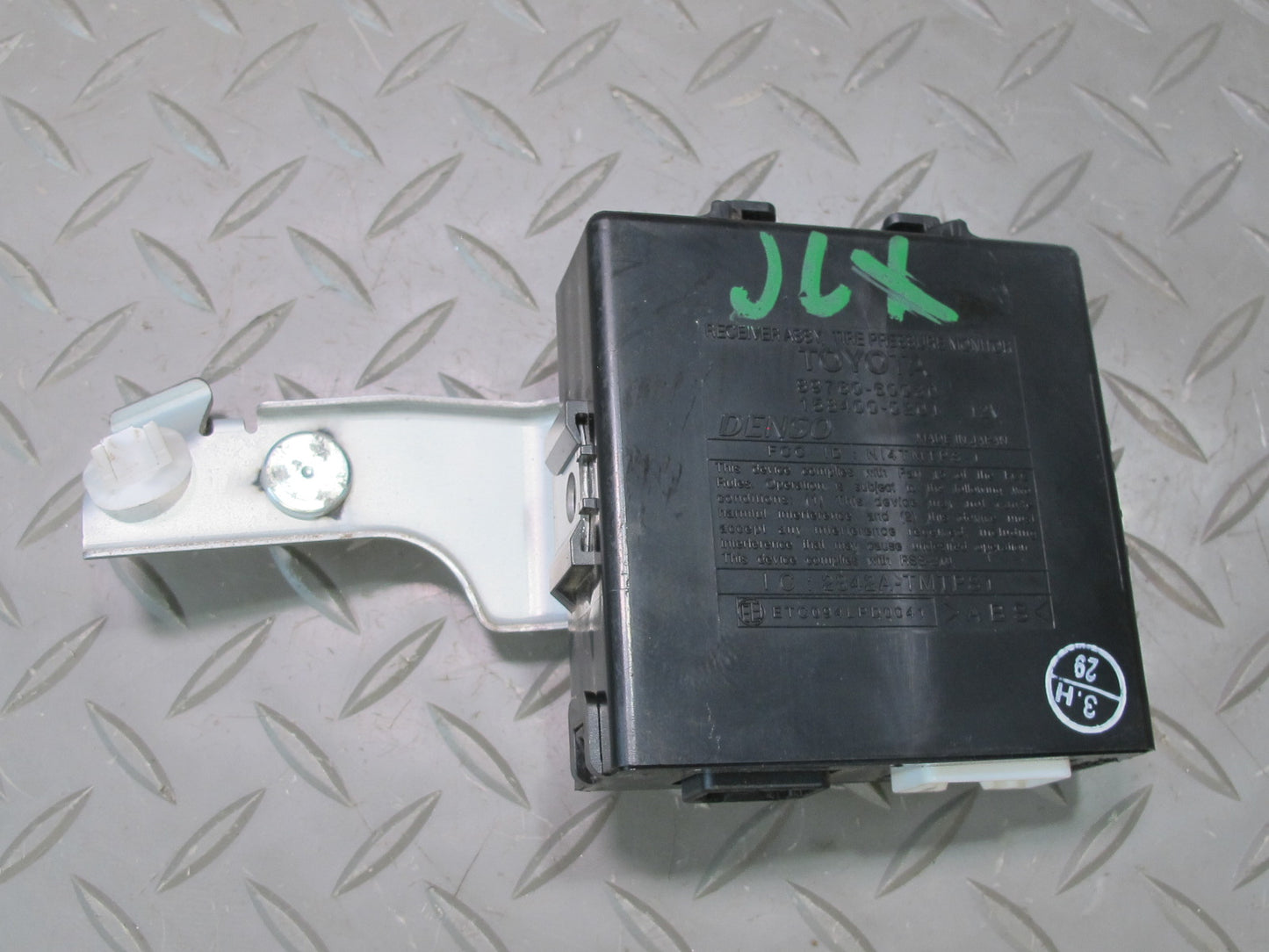 2006-2007 Lexus UZJ100L LX470 TPMS Tire Pressure Monitor Control Module