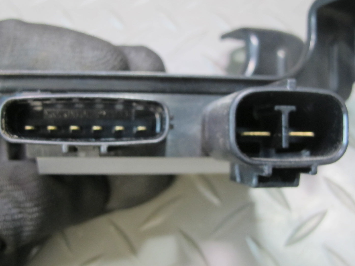 2006-2007 Lexus UZJ100L LX470 Air Injection Control Module 89580-60030