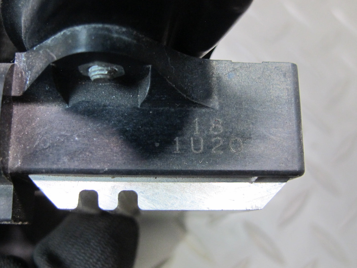 2006-2007 Lexus UZJ100L LX470 Air Injection Control Module 89580-60030