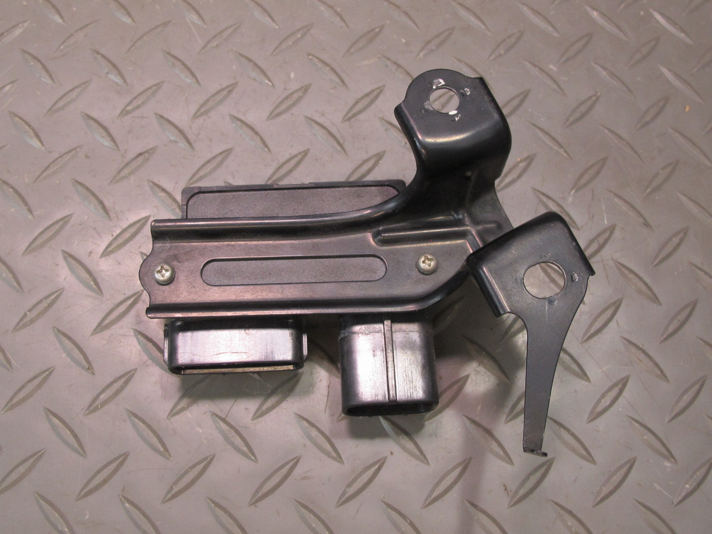 2006-2007 Lexus UZJ100L LX470 Air Injection Control Module 89580-60030