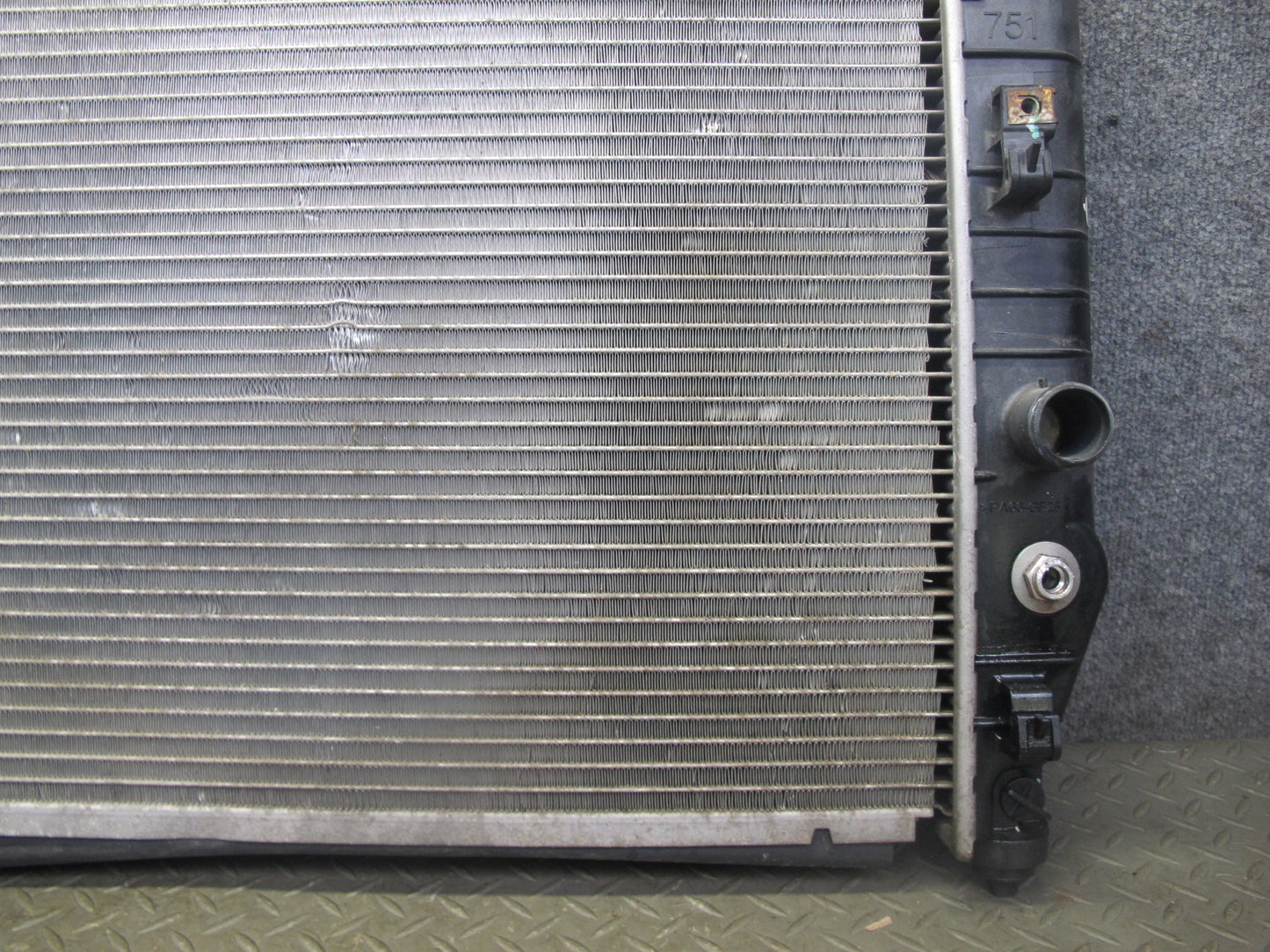 03-06 Chevrolet SSR Engine Cooling Radiator & Condenser Set OEM