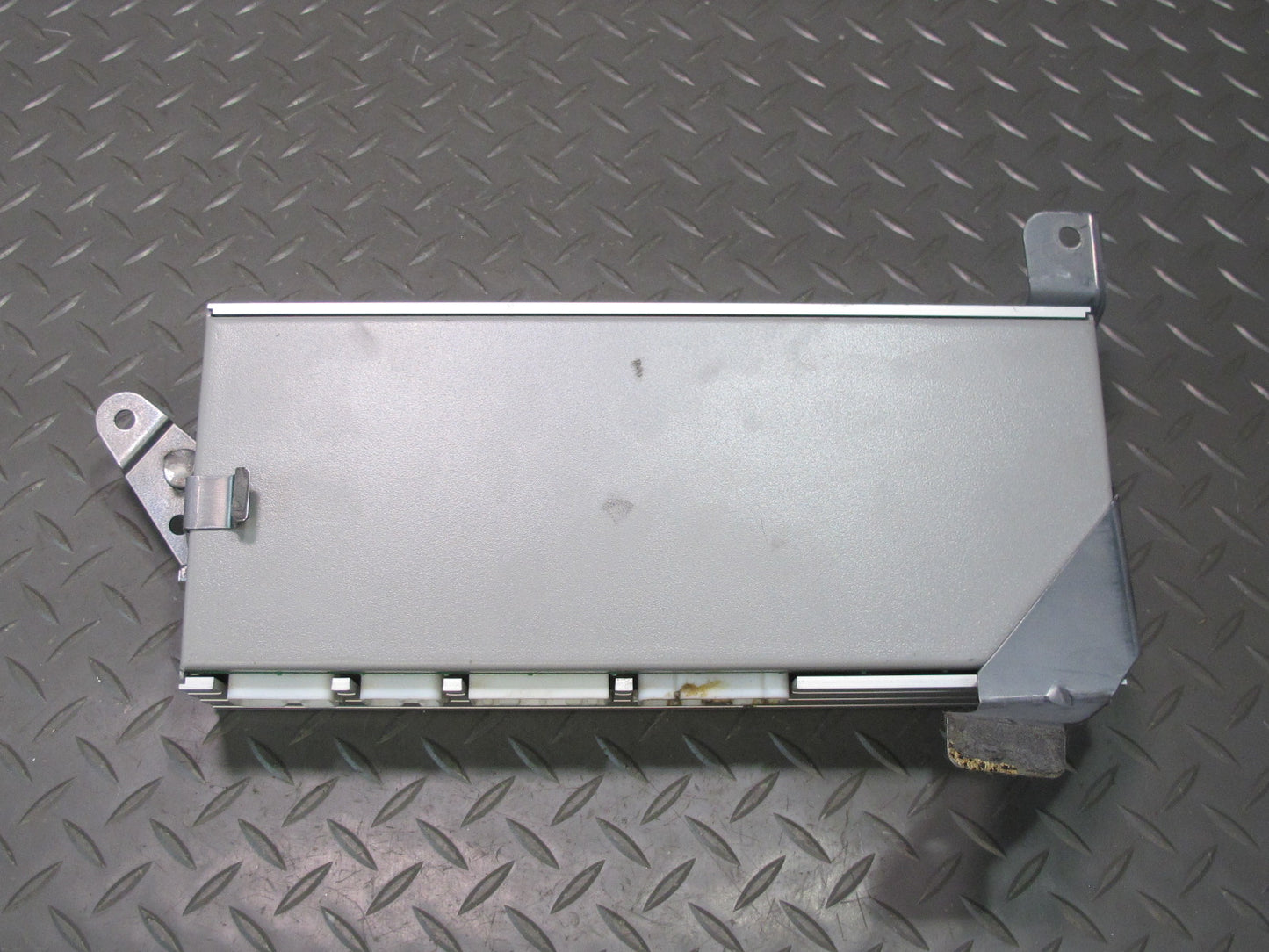 2003-2007 Lexus UZJ100L LX470 Mark Levinson Audio Amplifier AMP 86280-0W053