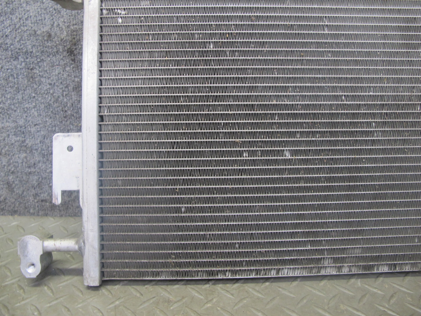 03-06 Chevrolet SSR Engine Cooling Radiator & Condenser Set OEM