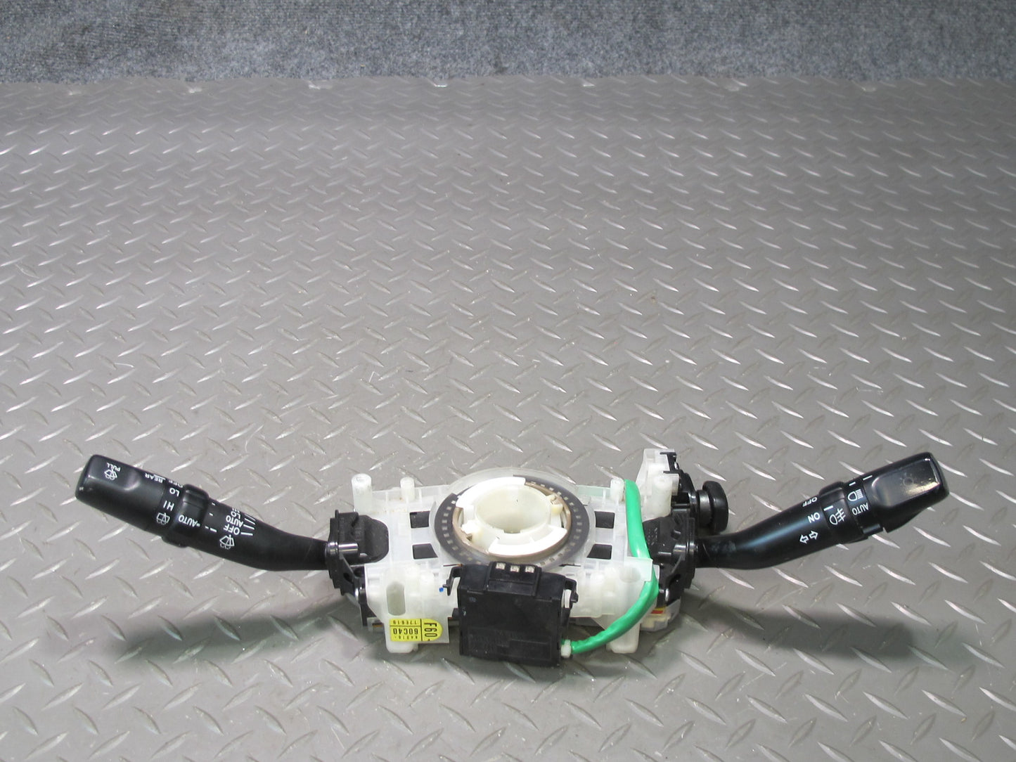 2003-2007 Lexus UZJ100L LX470 Steering Column Turn Signal Wiper Multi Switch