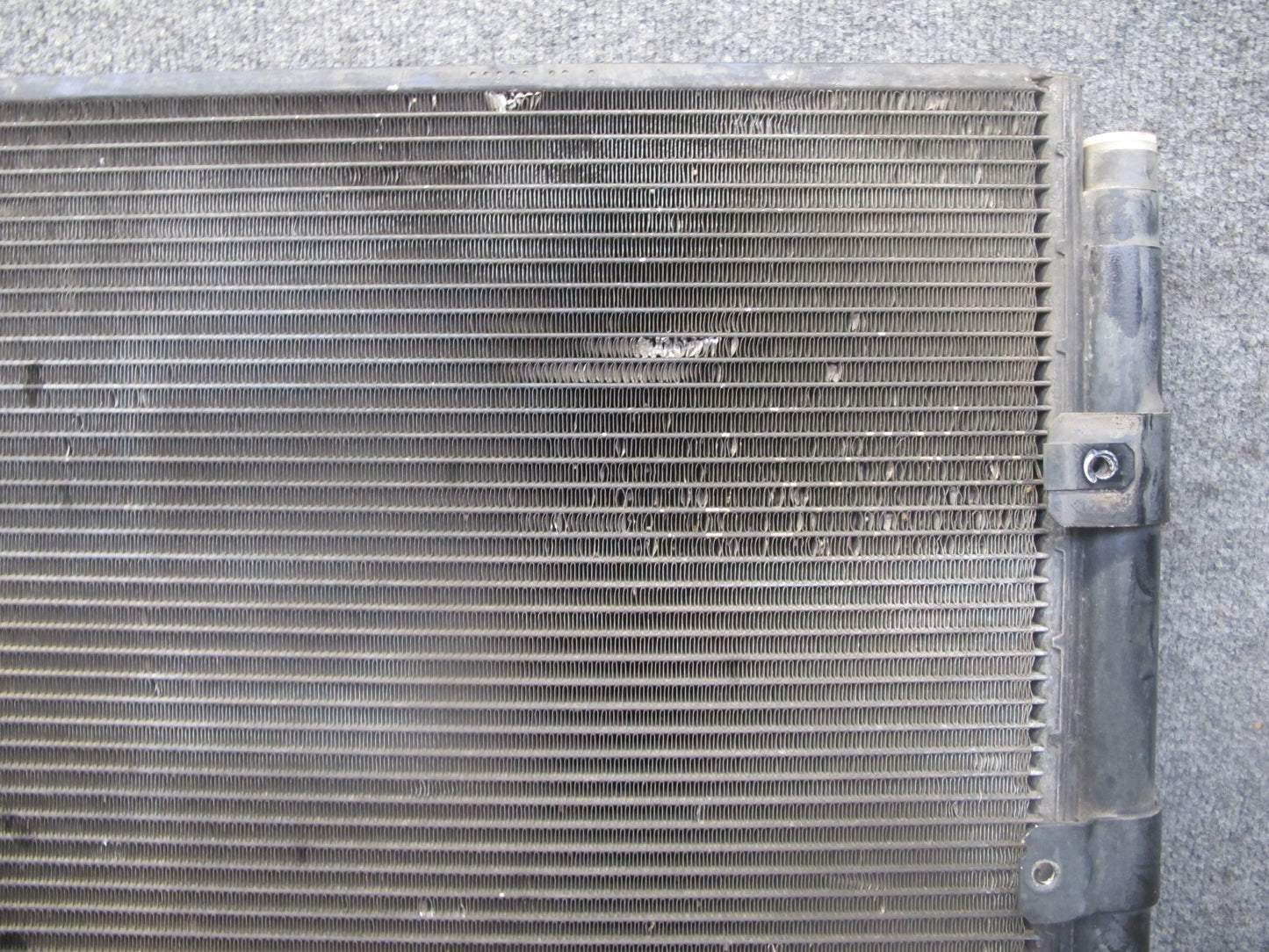 2003-2007 Lexus UZJ100L LX470 A/C Air Condition Condenser