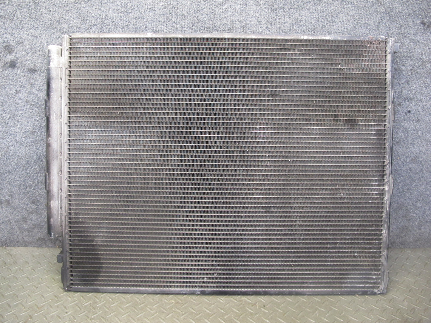 2003-2007 Lexus UZJ100L LX470 A/C Air Condition Condenser