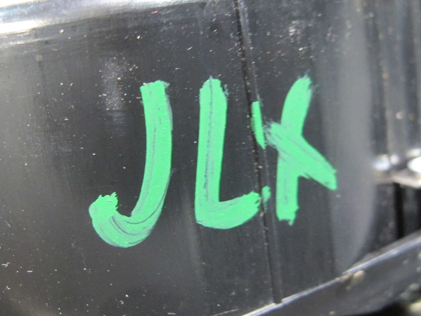 2003-2007 Lexus UZJ100L LX470 Front Center Console CUP Holder