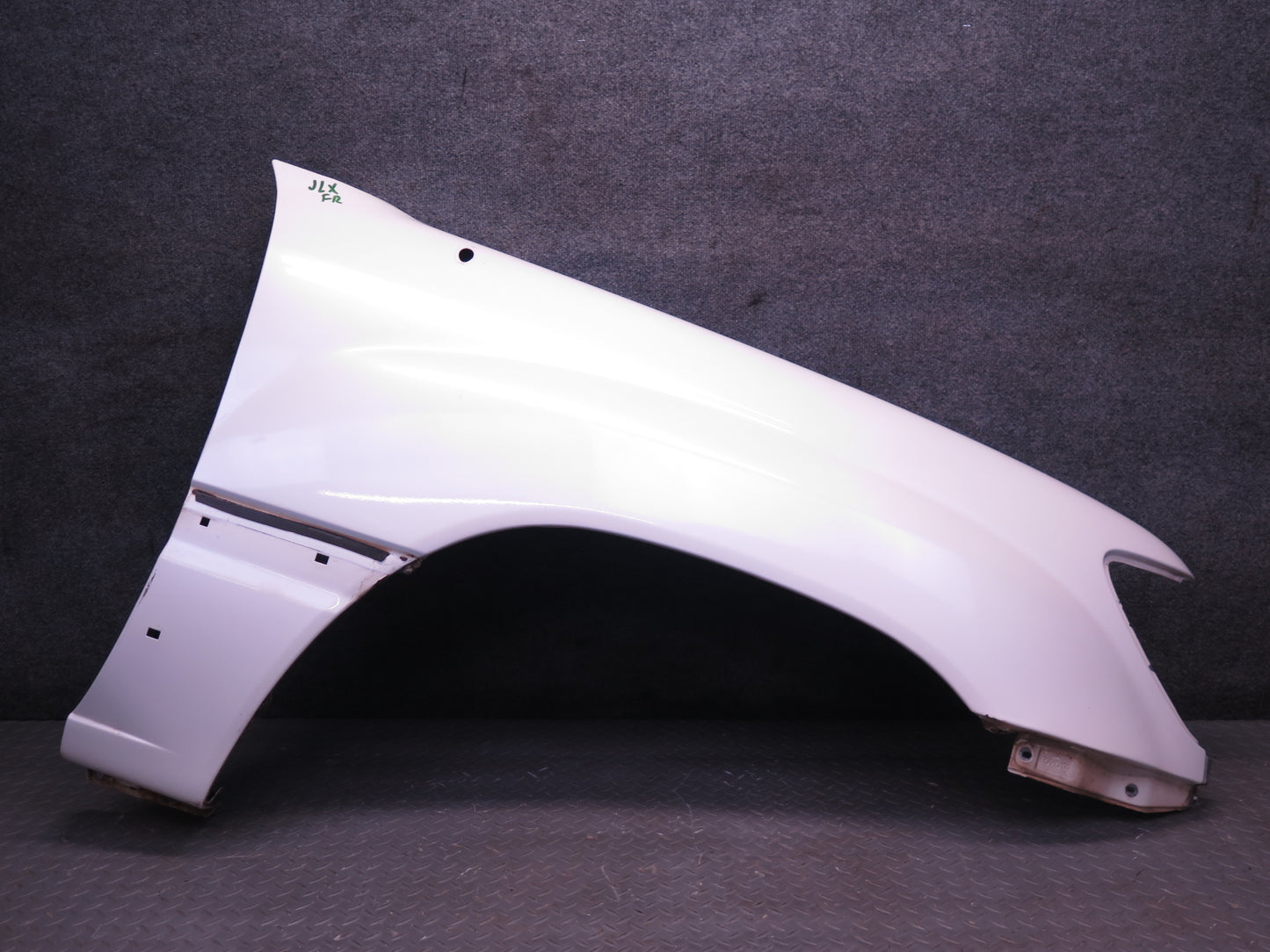 2003-2007 Lexus UZJ100L LX470 Front Right Fender Shell Panel Cover White