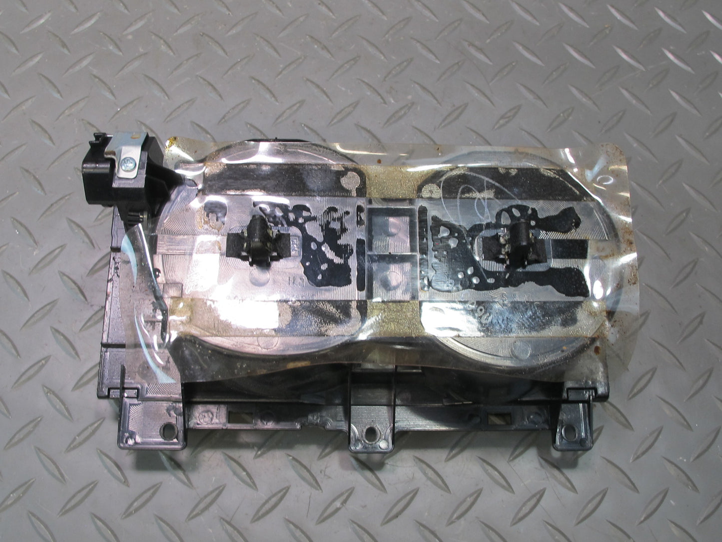 2003-2007 Lexus UZJ100L LX470 Front Center Console CUP Holder