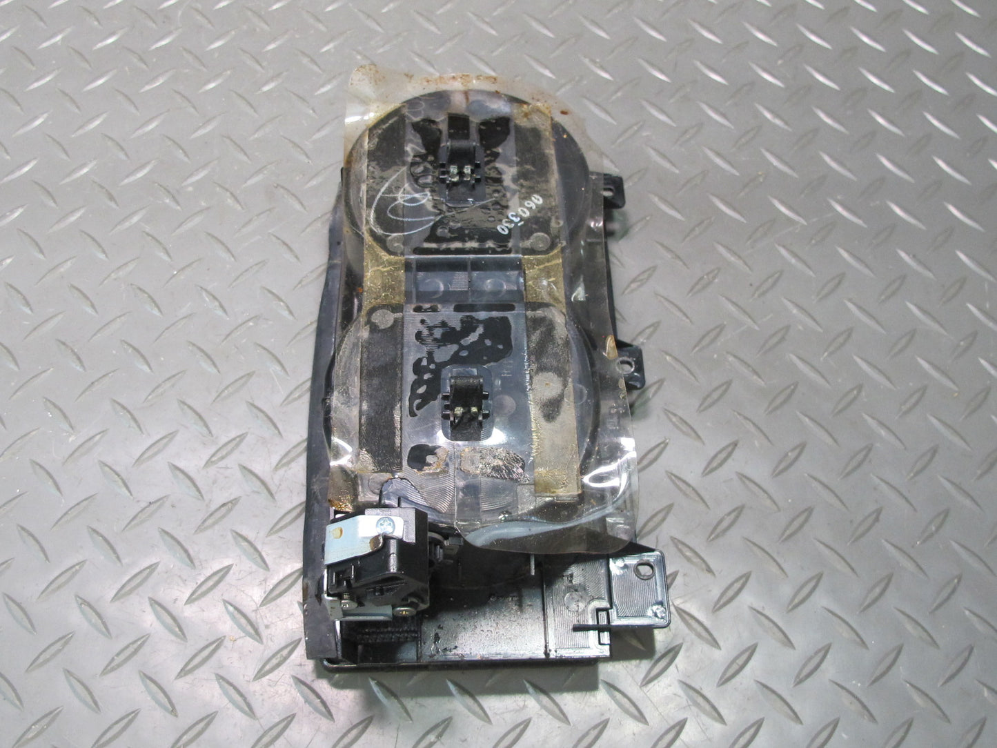 2003-2007 Lexus UZJ100L LX470 Front Center Console CUP Holder