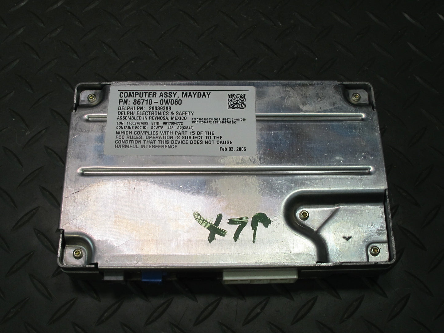 2005-2007 Lexus UZJ100L LX470 Telephone Mayday Computer Control Module