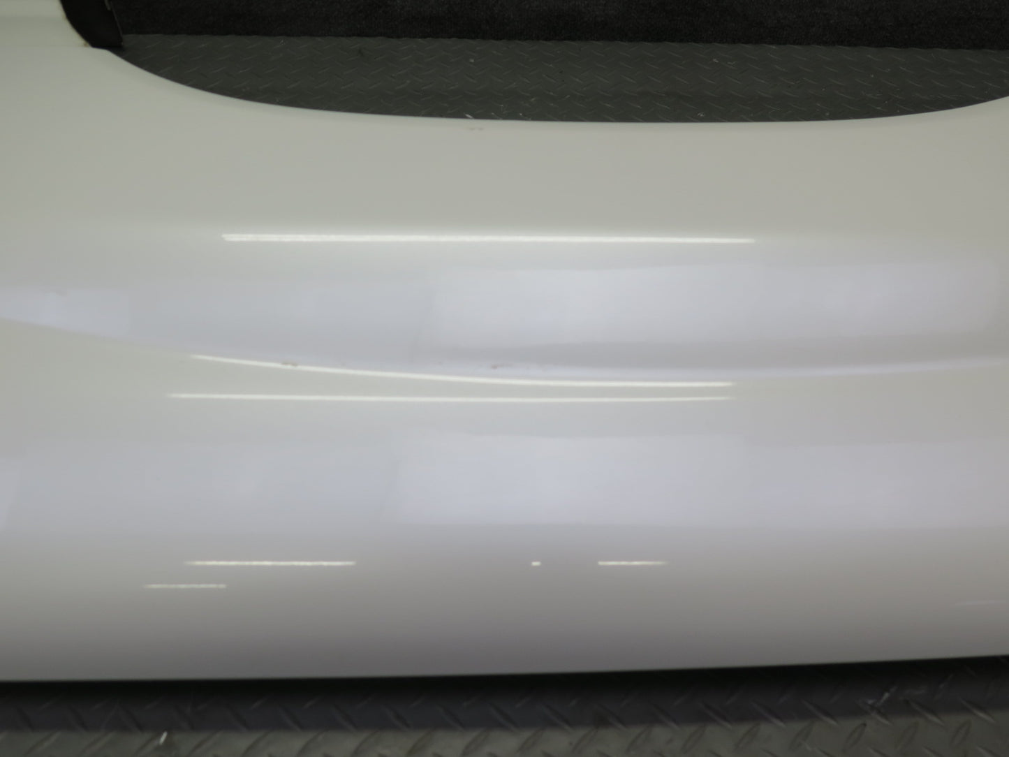 2003-2007 Lexus UZJ100L LX470 Front Left Fender Shell Panel Cover White