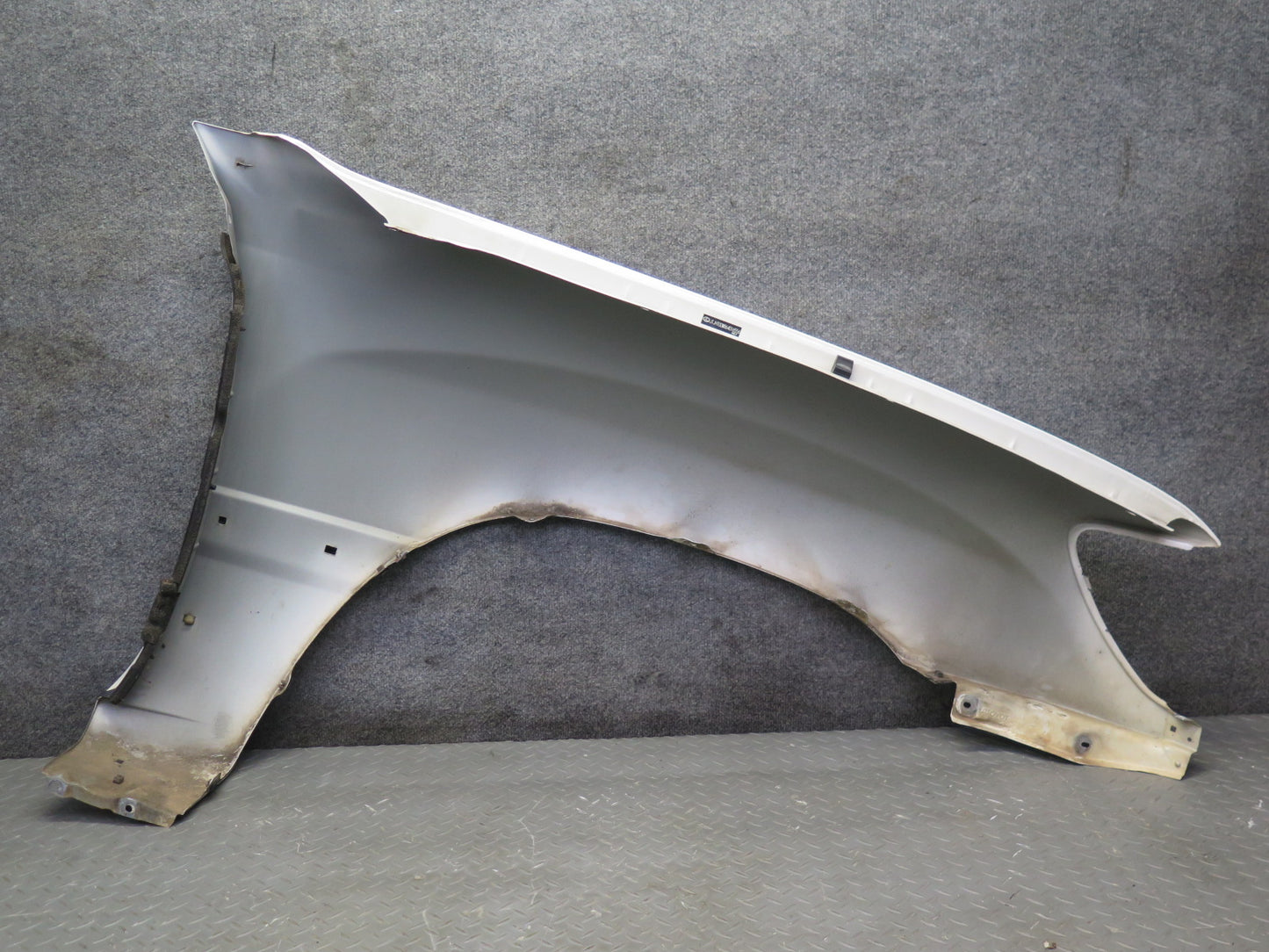 2003-2007 Lexus UZJ100L LX470 Front Left Fender Shell Panel Cover White