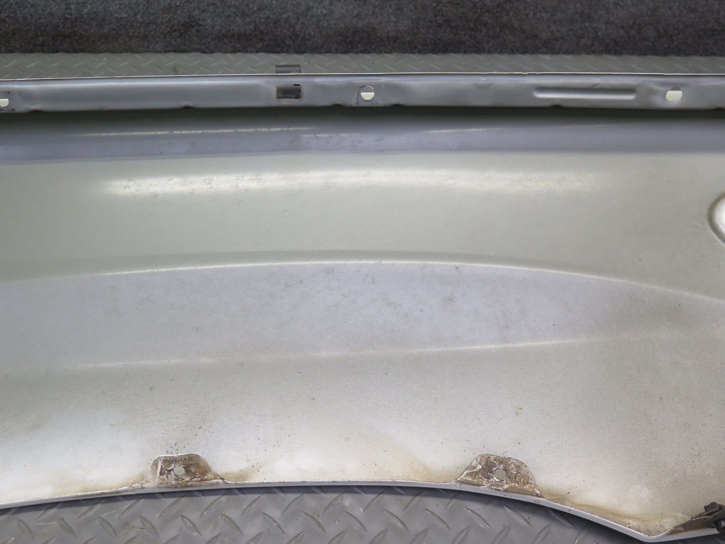 2003-2007 Lexus UZJ100L LX470 Front Left Fender Shell Panel Cover White