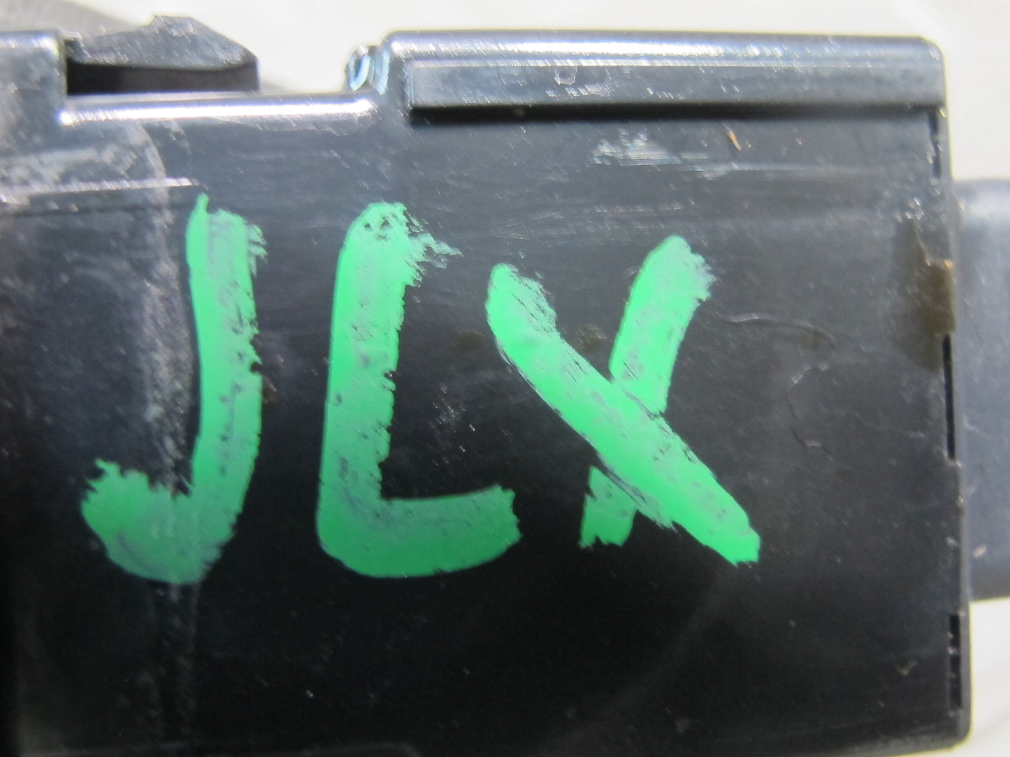 2003-2007 Lexus UZJ100L LX470 Left Heated Seat Heater Button Switch