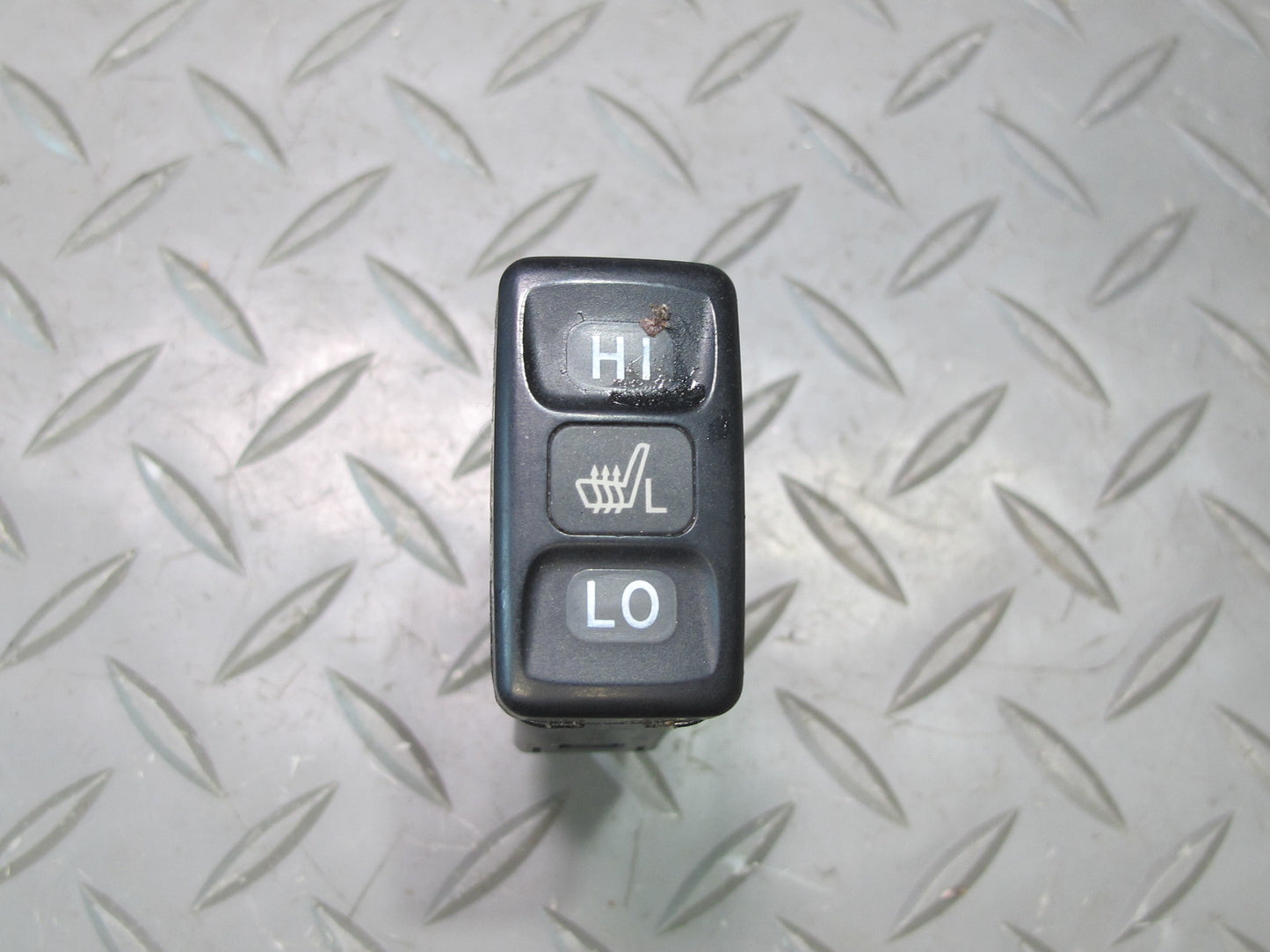 2003-2007 Lexus UZJ100L LX470 Left Heated Seat Heater Button Switch