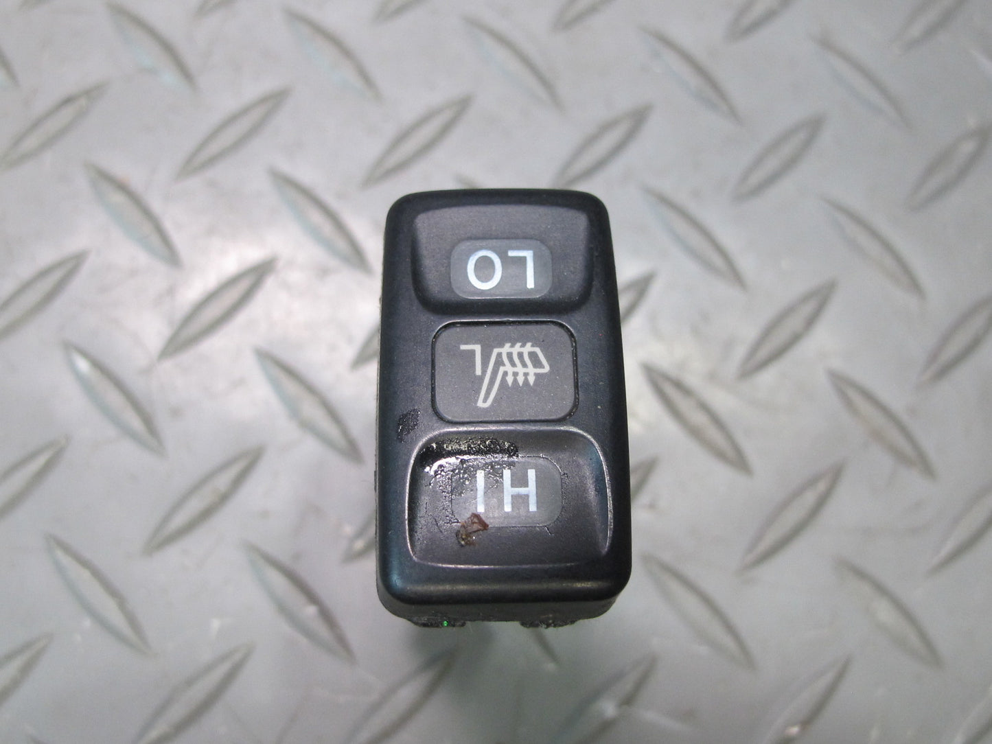 2003-2007 Lexus UZJ100L LX470 Left Heated Seat Heater Button Switch