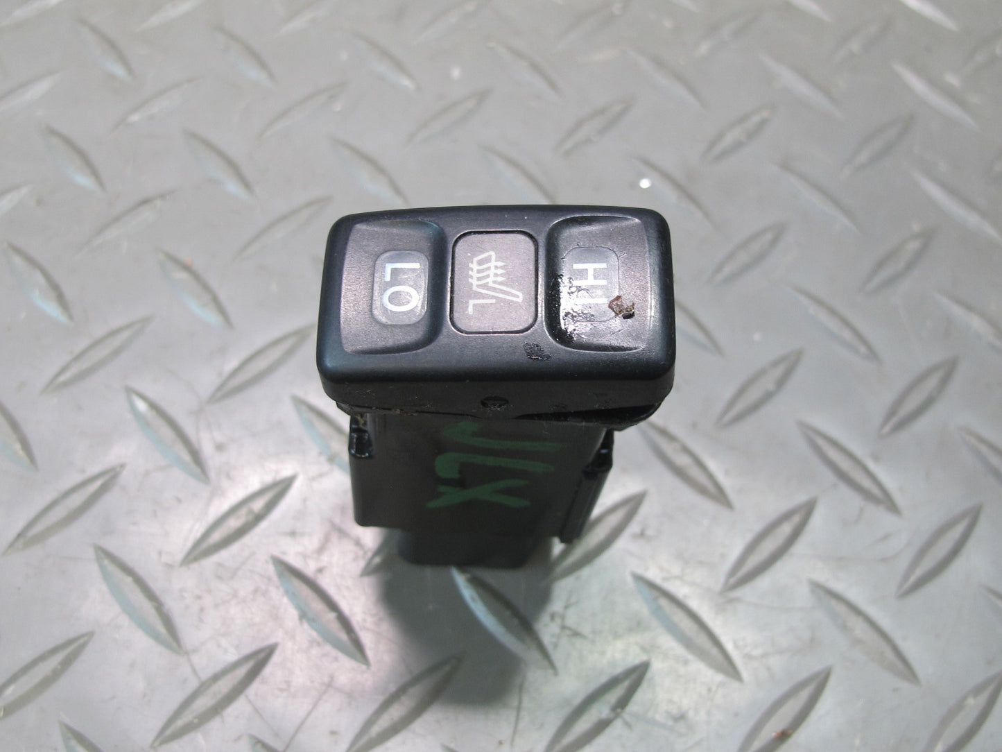 2003-2007 Lexus UZJ100L LX470 Left Heated Seat Heater Button Switch