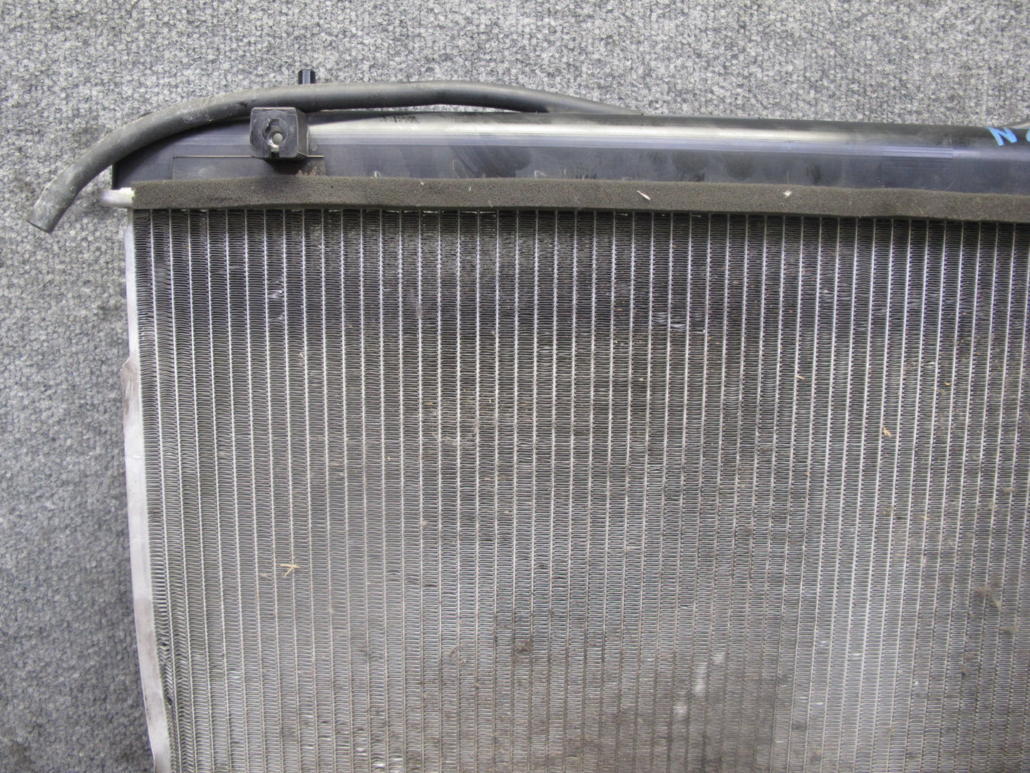 03-06 Nissan 350Z Z33 Convertible M/T Engine Cooling Radiator 68K Miles OEM