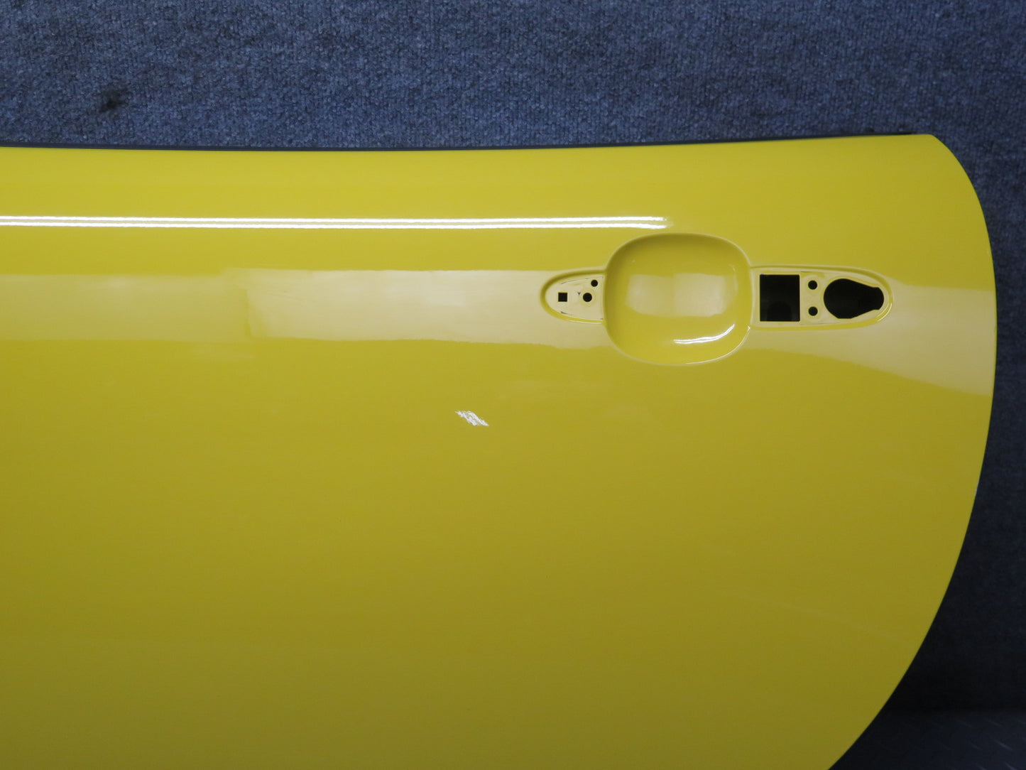 06-09 Pontiac Solstice Left Driver Door Shell Panel Cover Yellow 20K Miles OEM