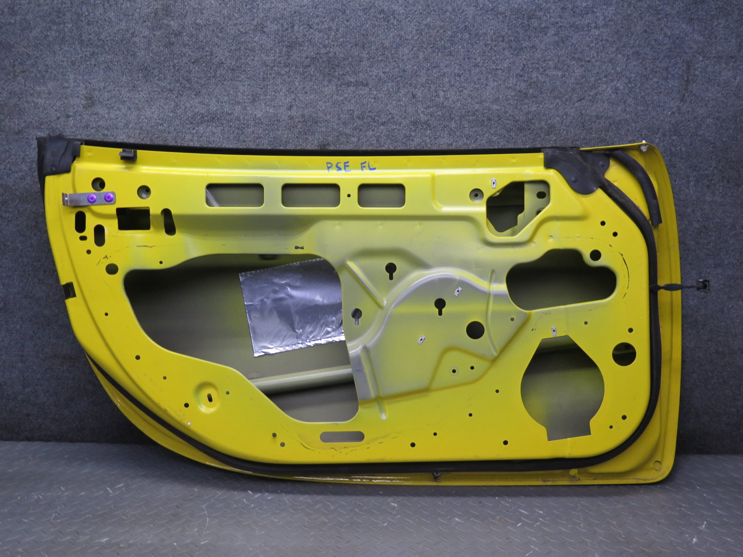 06-09 Pontiac Solstice Left Driver Door Shell Panel Cover Yellow 20K Miles OEM