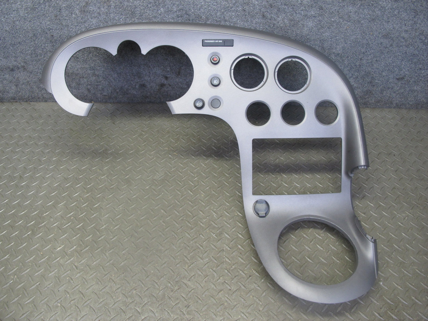 06-07 Pontiac Solstice Dash Speedometer Center Console Trim Panel 15262130 OEM