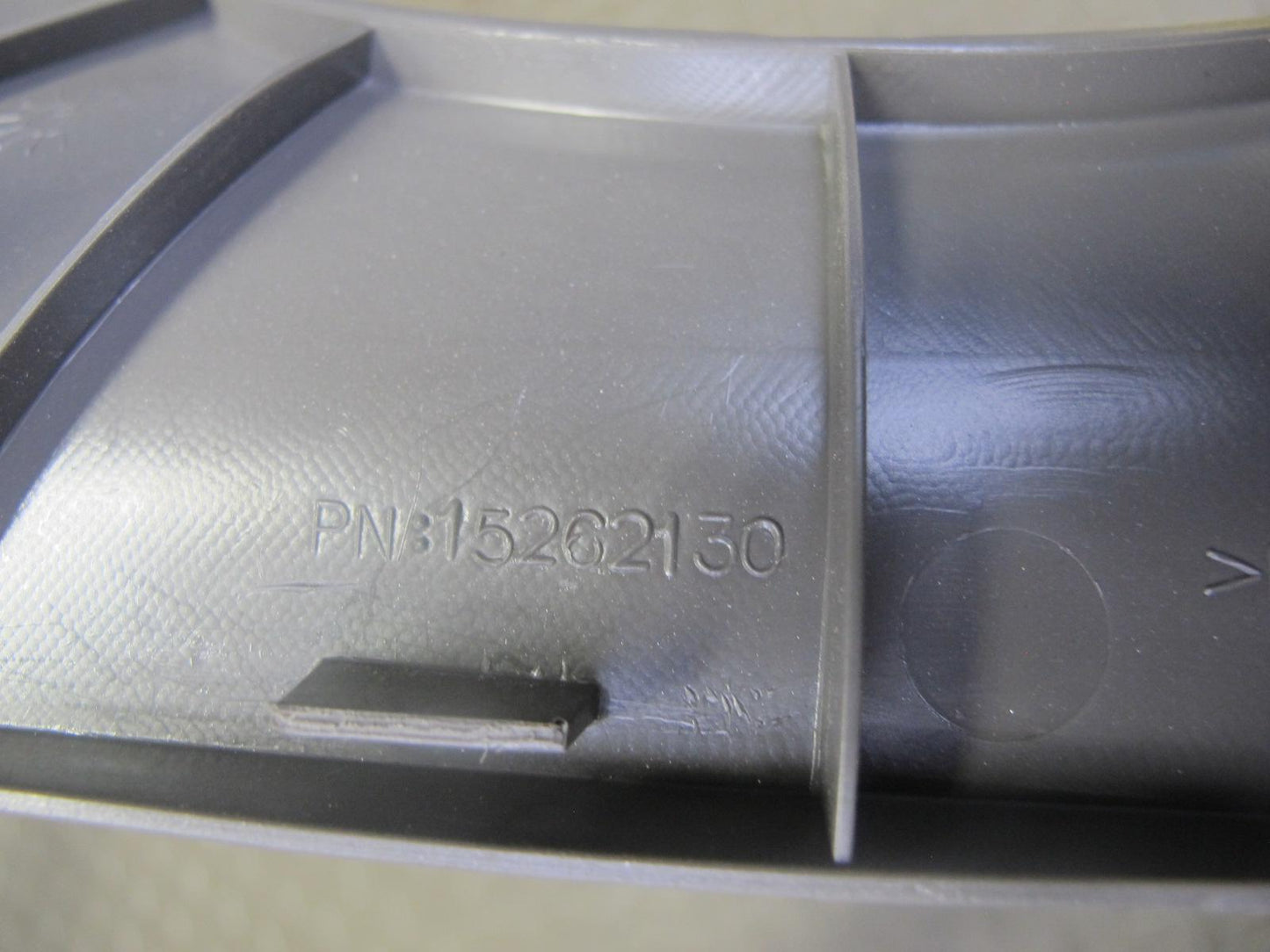 06-07 Pontiac Solstice Dash Speedometer Center Console Trim Panel 15262130 OEM