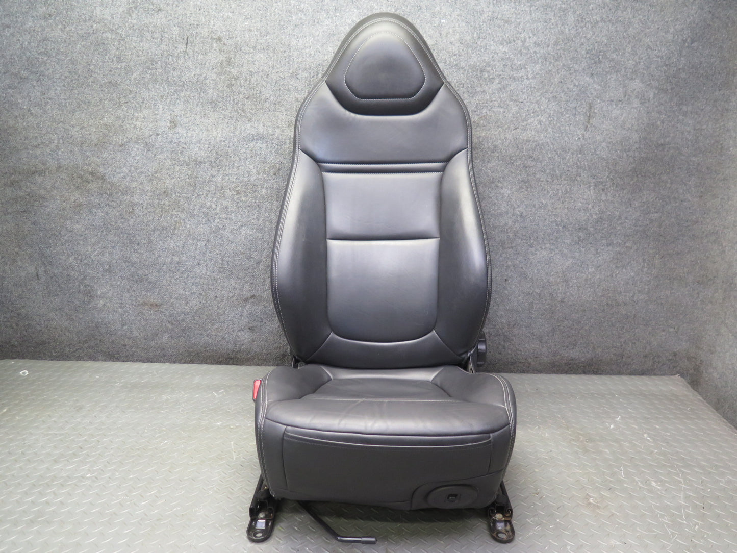 07-09 Pontiac Solstice Set of 2 Front Left & Right Leather Seat Black 20K OEM