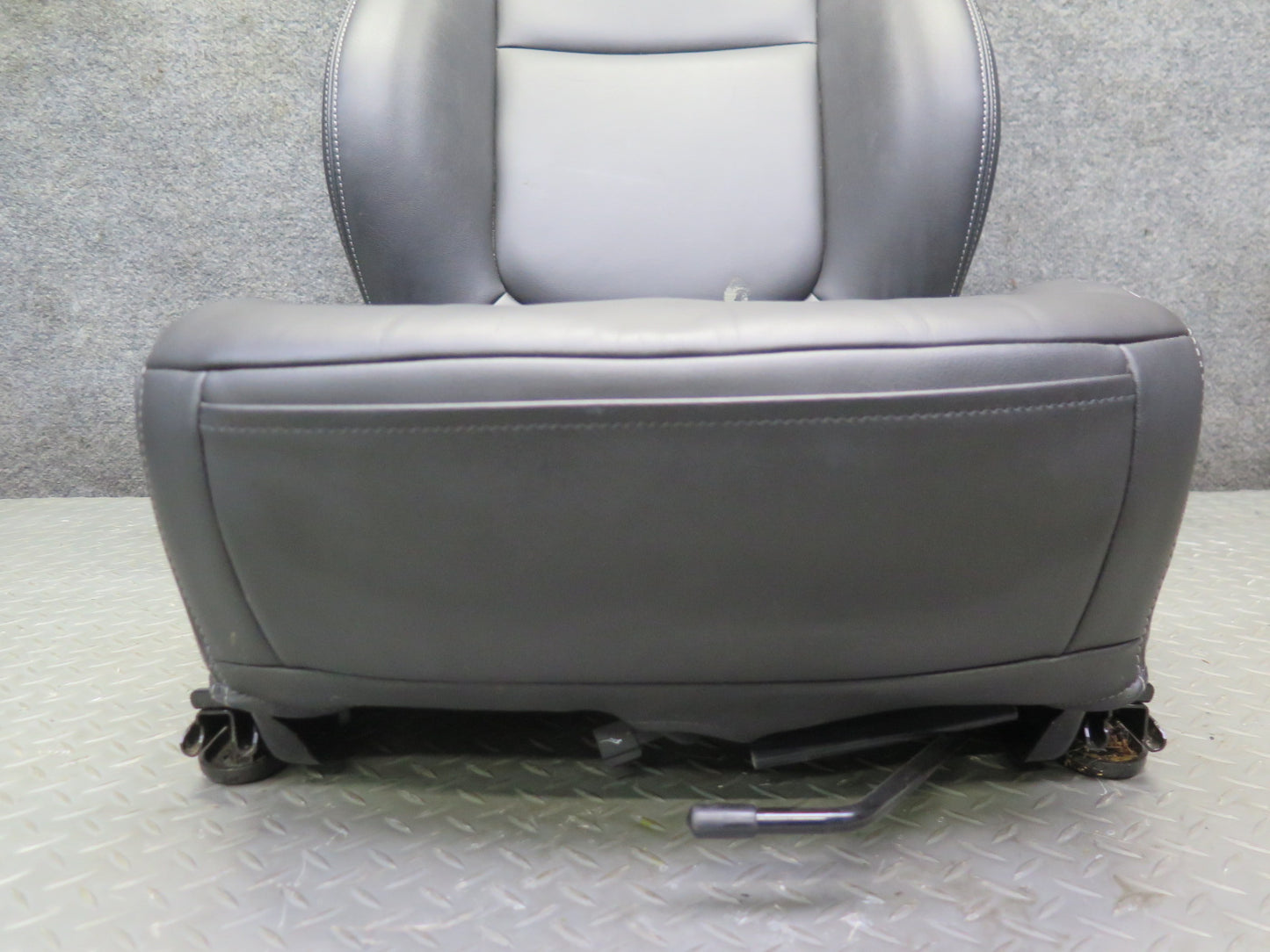 07-09 Pontiac Solstice Set of 2 Front Left & Right Leather Seat Black 20K OEM