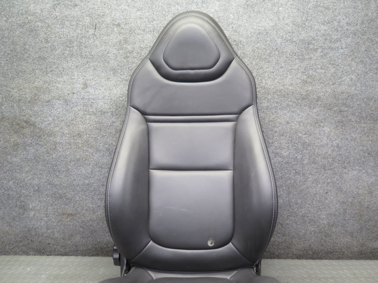 07-09 Pontiac Solstice Set of 2 Front Left & Right Leather Seat Black 20K OEM