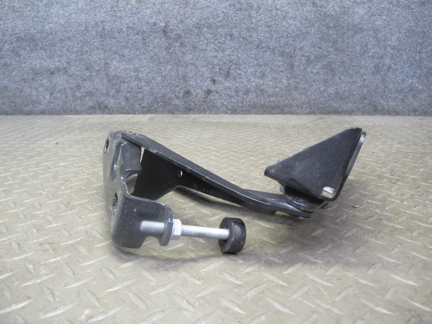 06-09 Pontiac Solstice Front Left & Right Side Hood Hinge Set OEM