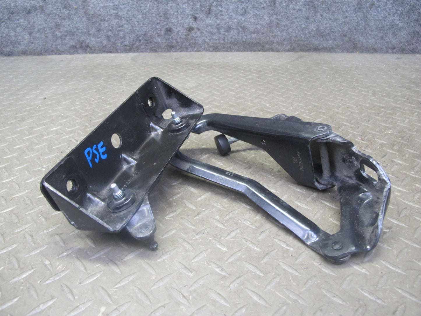 06-09 Pontiac Solstice Front Left & Right Side Hood Hinge Set OEM