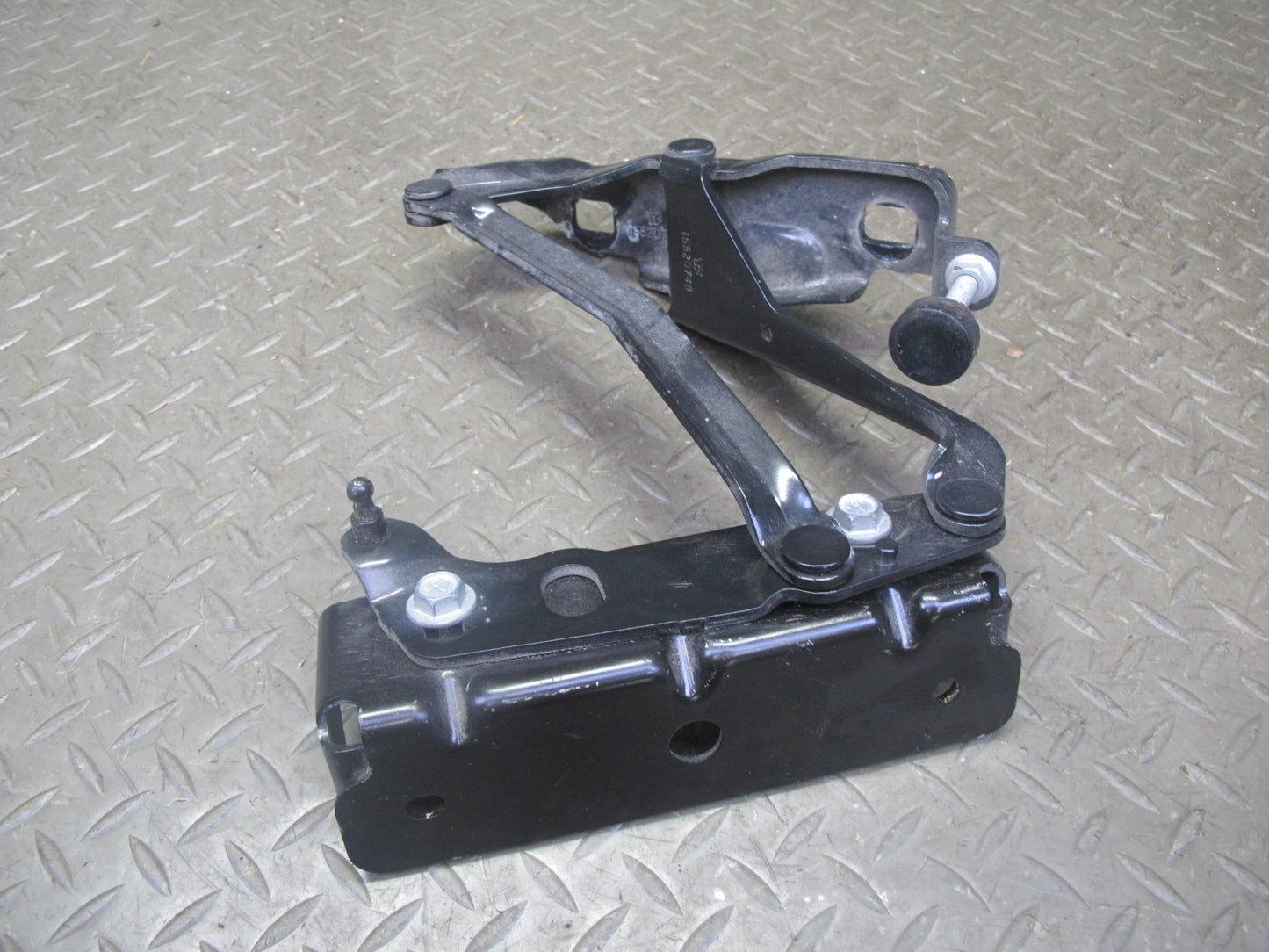 06-09 Pontiac Solstice Front Left & Right Side Hood Hinge Set OEM