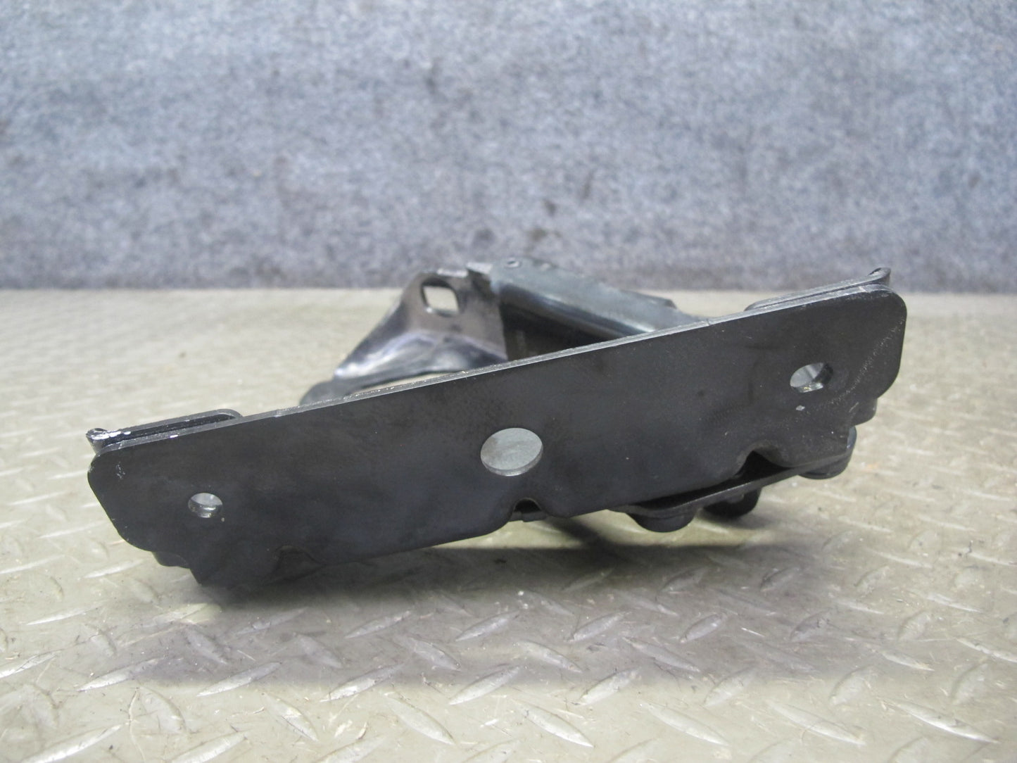 06-09 Pontiac Solstice Front Left & Right Side Hood Hinge Set OEM